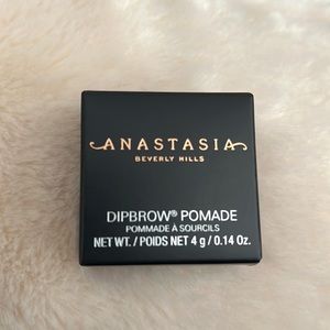 Anastasia dipbrow pomade soft brown